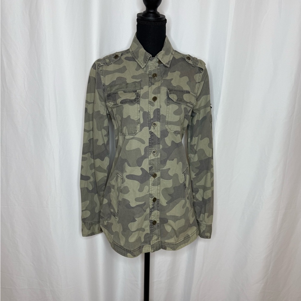 NWOT RSQ Green Camouflage Long Sleeve jacket